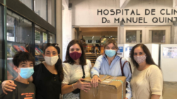 Entrega del material al Hospital de Clínicas