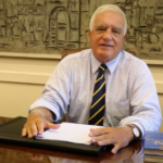 El director general de Crandon