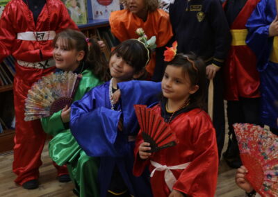 Viajes a Oriente: China y Japón en la Biblioteca de Primaria