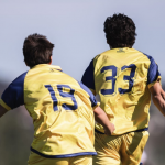 Dos jugadores de fútbol sub-16